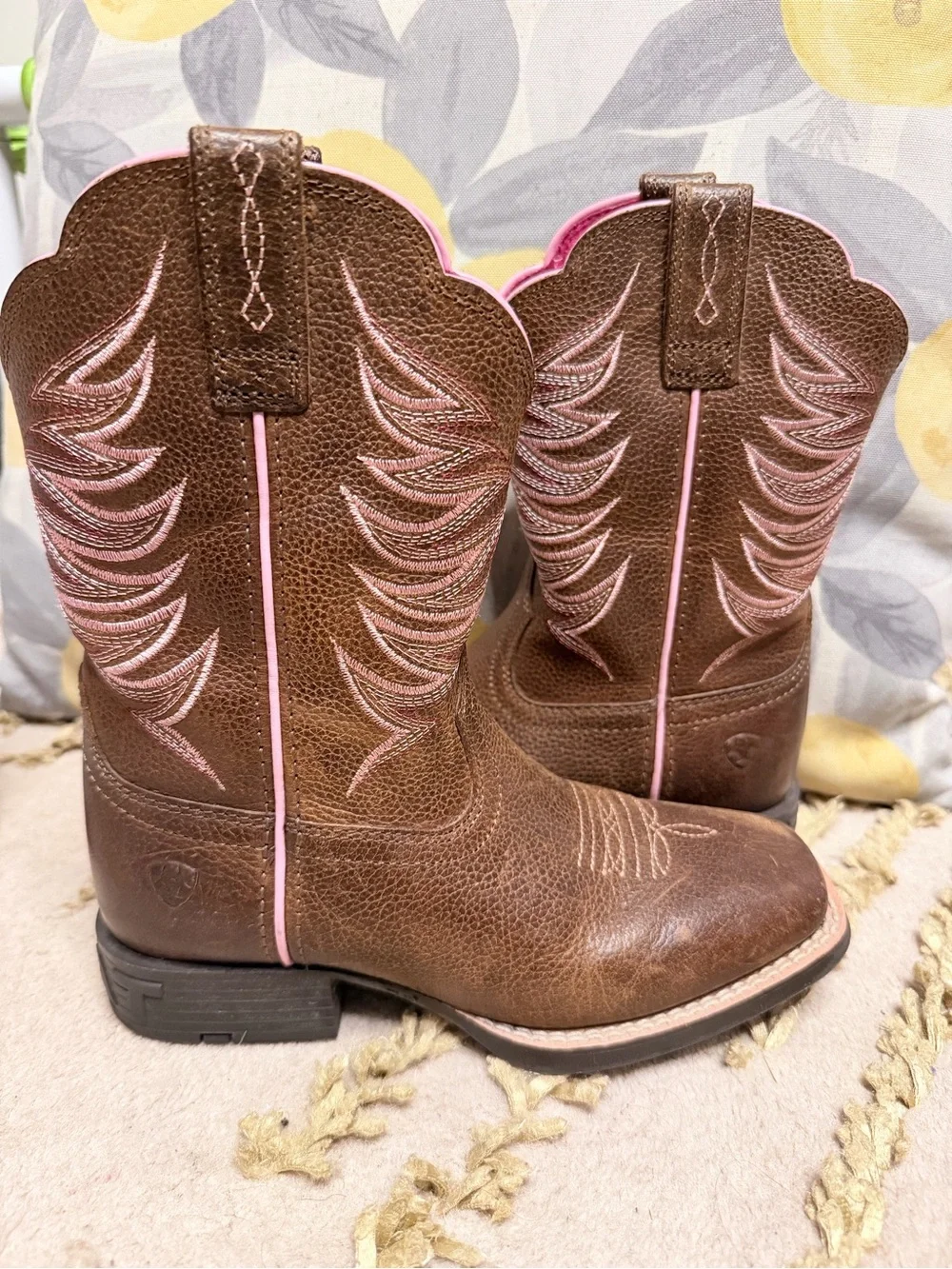 Girls western cowgirl boot size 13